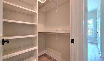 41 E REED Ave, Alexandria, VA 22305