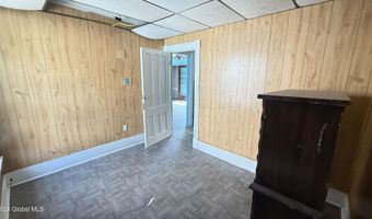 62 Glen Ave, Amsterdam, NY 12010