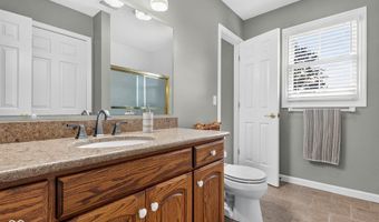 866 Westgate Dr, Anderson, IN 46012