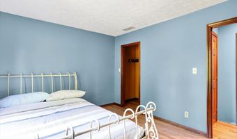 50 Charing Cross Rd, Indianapolis, IN 46217