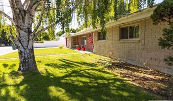 570 N Curtis St, Blackfoot, ID 83221