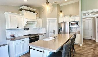 2737 Pinfire Crk, Ammon, ID 83406
