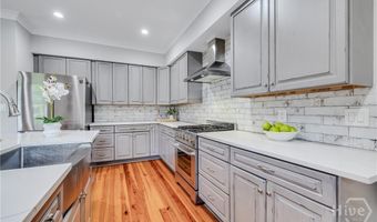 705 E Park Ave, Savannah, GA 31401