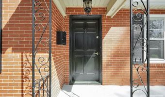 789 Pinewood, Macon, GA 31204