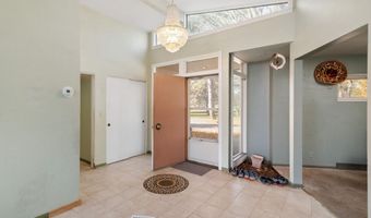 4105 Riverview Dr, Alma, MI 48801