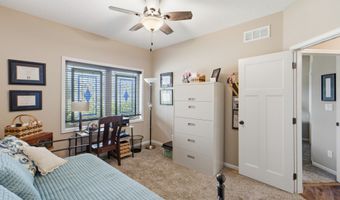 617 Timberview Dr, Adel, IA 50003