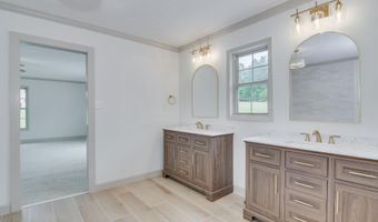 12 Mountain Laurel Dr, Aiken, SC 29801