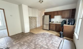 62 Glen Ave, Amsterdam, NY 12010