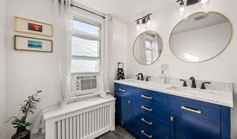 4432 FLEMING St, Philadelphia, PA 19128