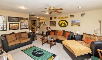 616 3rd Ave NW, Altoona, IA 50009