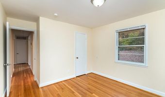 5852 LOWELL Ave, Alexandria, VA 22312