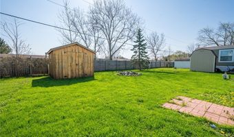 1406 East Dr, Alden, NY 14004