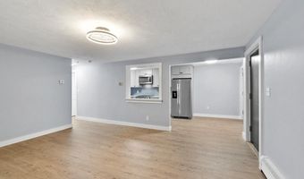 20 Colonial Dr 10, Andover, MA 01810