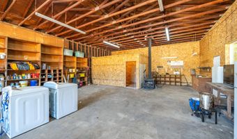 21169 Shelly Ln, Anderson, CA 96007