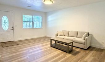 904 S Oak Ridge Dr, Aurora, MO 65605