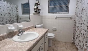 1238 WOODMERE Dr, Altamonte Springs, FL 32714