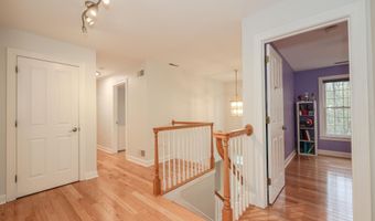 66 Oakmont Dr, Concord, NH 03301