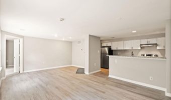 4401 PEMBROOK VILLAGE Dr 102, Alexandria, VA 22309