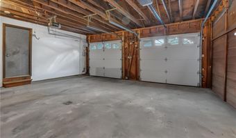 381 Woonsocket Hill Rd, North Smithfield, RI 02896