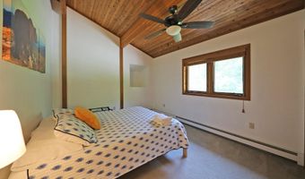 707 Benton Hill Rd, Becket, MA 01223
