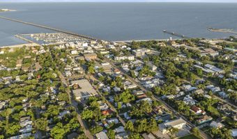 220 Main -105 South Toulme St, Bay St. Louis, MS 39520