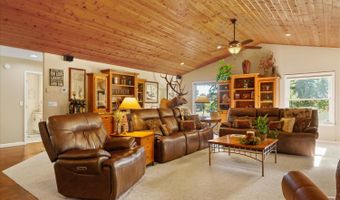 1253 Lakeside Dr, Angels Camp, CA 95222