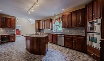 305 E BARTRAM Ln E, Hockessin, DE 19707