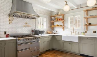 2073 Ny 82, Ancram, NY 12502