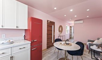 17660 Martha St, Encino, CA 91316