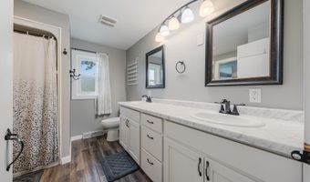 5125 N MCCARTHY Rd, Appleton, WI 54913