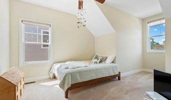 18 Greenwood Fields Dr, Asheville, NC 28804