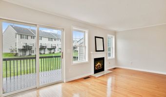 1802 Pinnacle Way 1802, Danbury, CT 06811