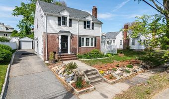 38 Brookside Dr, Cranston, RI 02910
