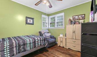 66 Loftus Cir, Bridgeport, CT 06606