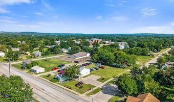 910 W Hensley Blvd, Bartlesville, OK 74003