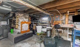 215 E WINNEBAGO St, Appleton, WI 54911