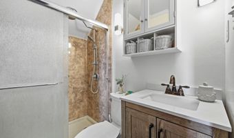 147 Bayview Blvd, Atlantic Beach, NC 28512