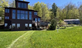 335 Valley View Dr, Addison, VT 05491
