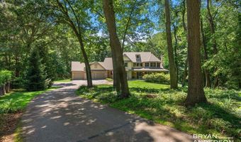 3324 Whitburn Ct SE, Ada, MI 49301