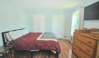 124 Palm St, Bangor, ME 04401