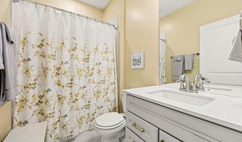 3580 Bella Vista Dr, Ann Arbor, MI 48108