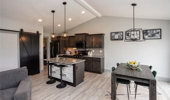 1920 Roebling Rd, Adel, IA 50003