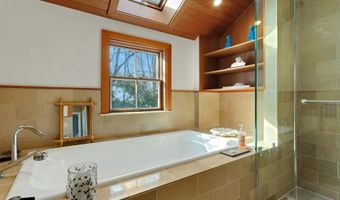 3 Raiders Ln, Darien, CT 06820