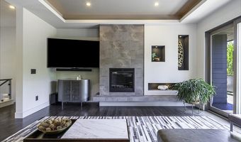 753 Wrights Creek Dr, Ashland, OR 97520