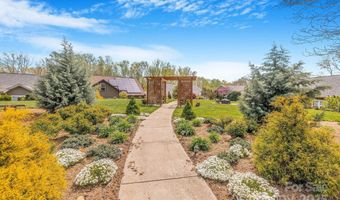 30 Asher Ln, Arden, NC 28704