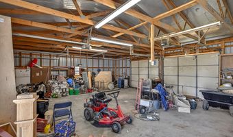 134 W College St, Aurora, MO 65605