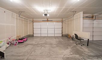 2926 Curlew Dr, Ammon, ID 83401