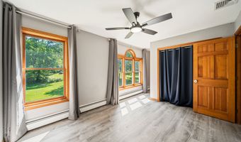 225 Bethmour Rd, Bethany, CT 06524