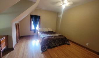 910 16th St, Auburn, NE 68305