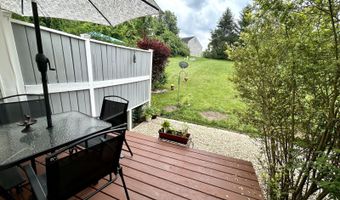 24 Westfield Pl, Athens, OH 45701